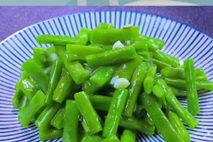 怎么洗四季豆才能更干净？（四季豆清洗小技巧，让你吃得更放心）