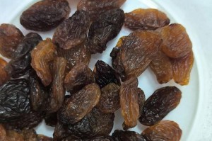 如何洗红提才干净？（教你正确的洗红提方法）