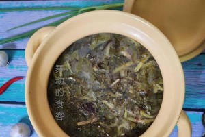 以鱼腥草爆盆，带来清新绿意（让你的家变成绿色花园，小心眼前一亮）