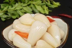 藠头——秋季的美味佳肴（丰收季节的鲜美佳肴，秋意渐浓）